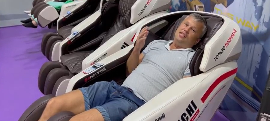 Гости парка развлечений «Пандориум» теперь могут отдохнуть на массажных креслах или диванах